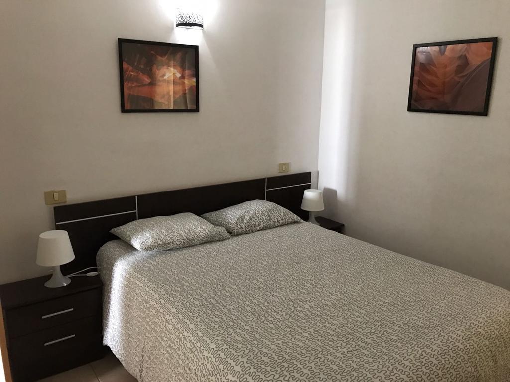 Vista Puerto Arguineguin Sea View Apartment ลาปลายา เด อาร์กีเนกิน ภายนอก รูปภาพ